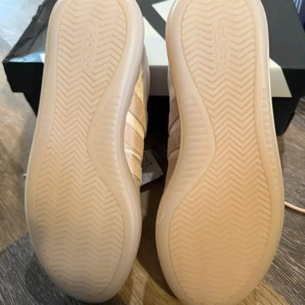 adidas original are gum